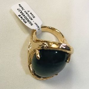 AFRICAN JADE GOLD RING